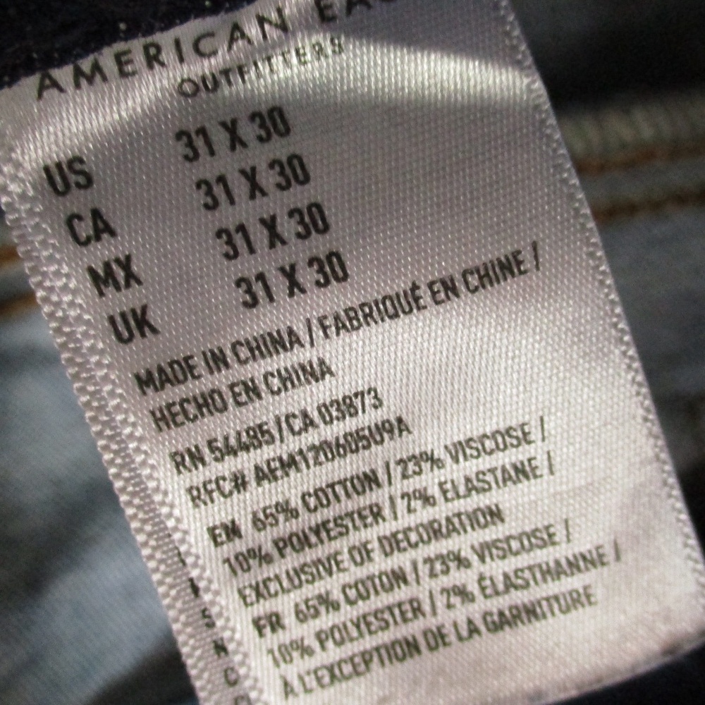 American Eagle Jeans Men's 31x30 Dark Wash Slim‎ Straight Airflex Distress Denim - Picture 9 of 9